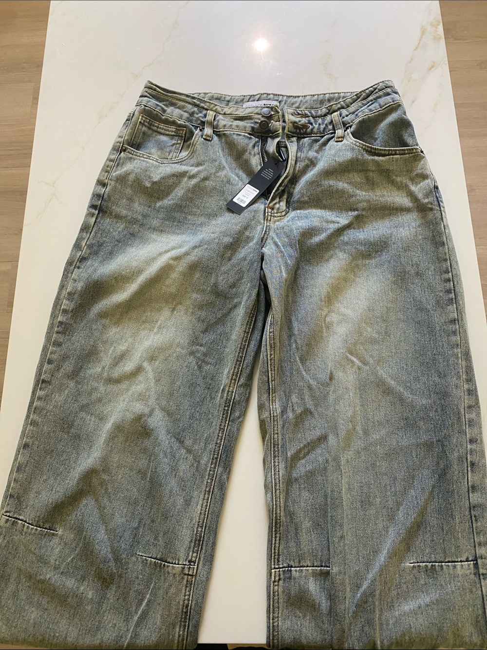 Fashion Nova women’s boyfriend jeans
